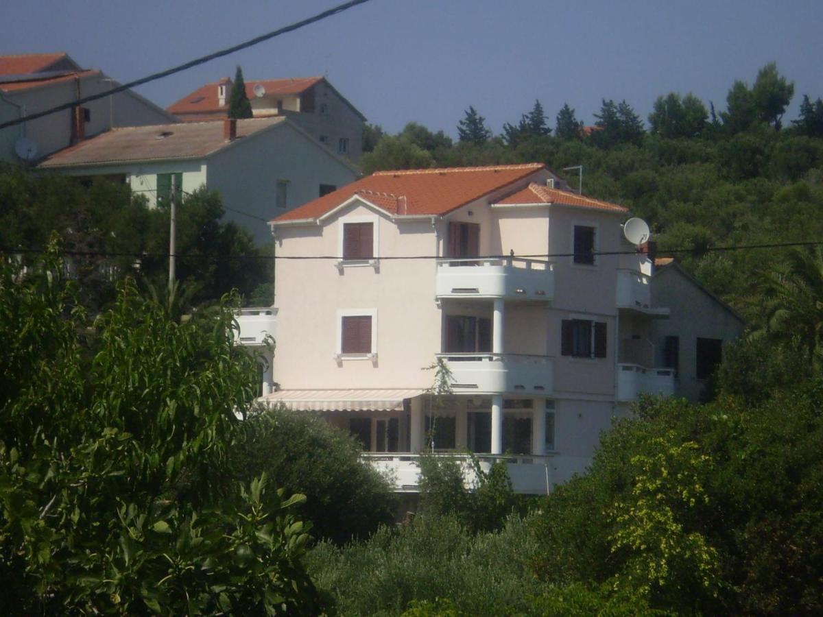 Apartments And Rooms By The Sea Jakisnica, Pag - 4160 Lun  Exterior photo