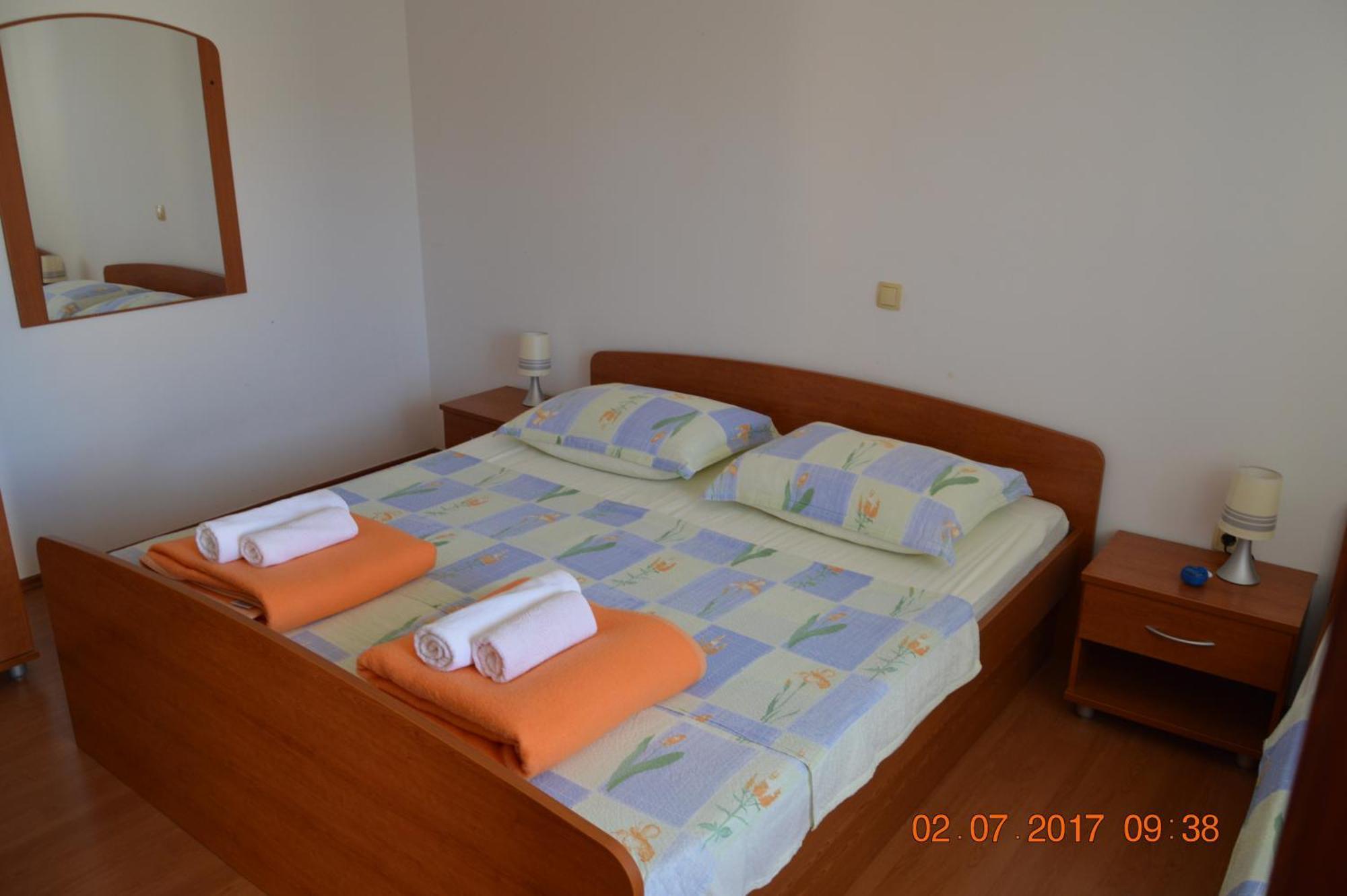 Apartments And Rooms By The Sea Jakisnica, Pag - 4160 Lun  Room photo