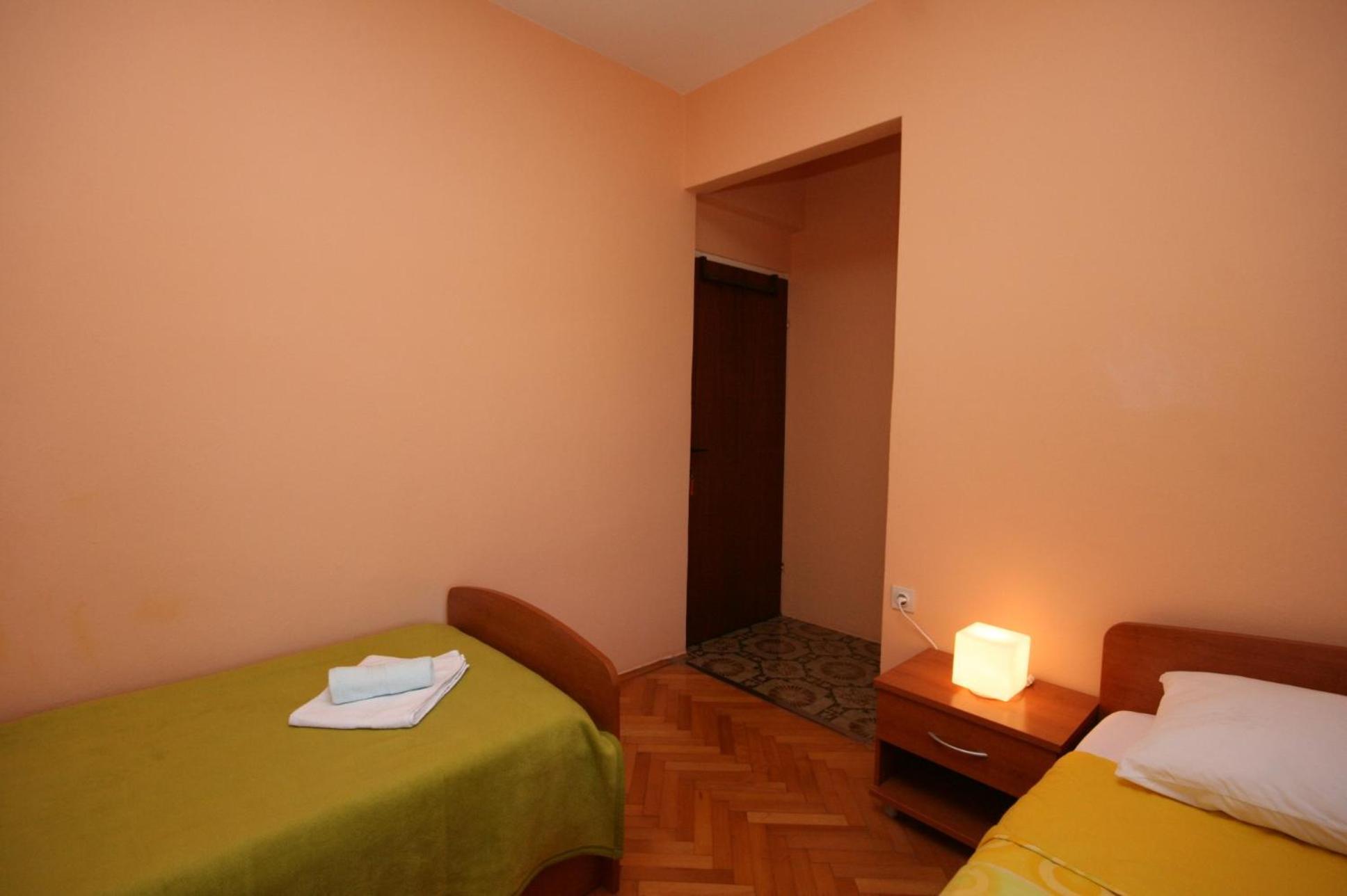 Apartments And Rooms By The Sea Jakisnica, Pag - 4160 Lun  Room photo